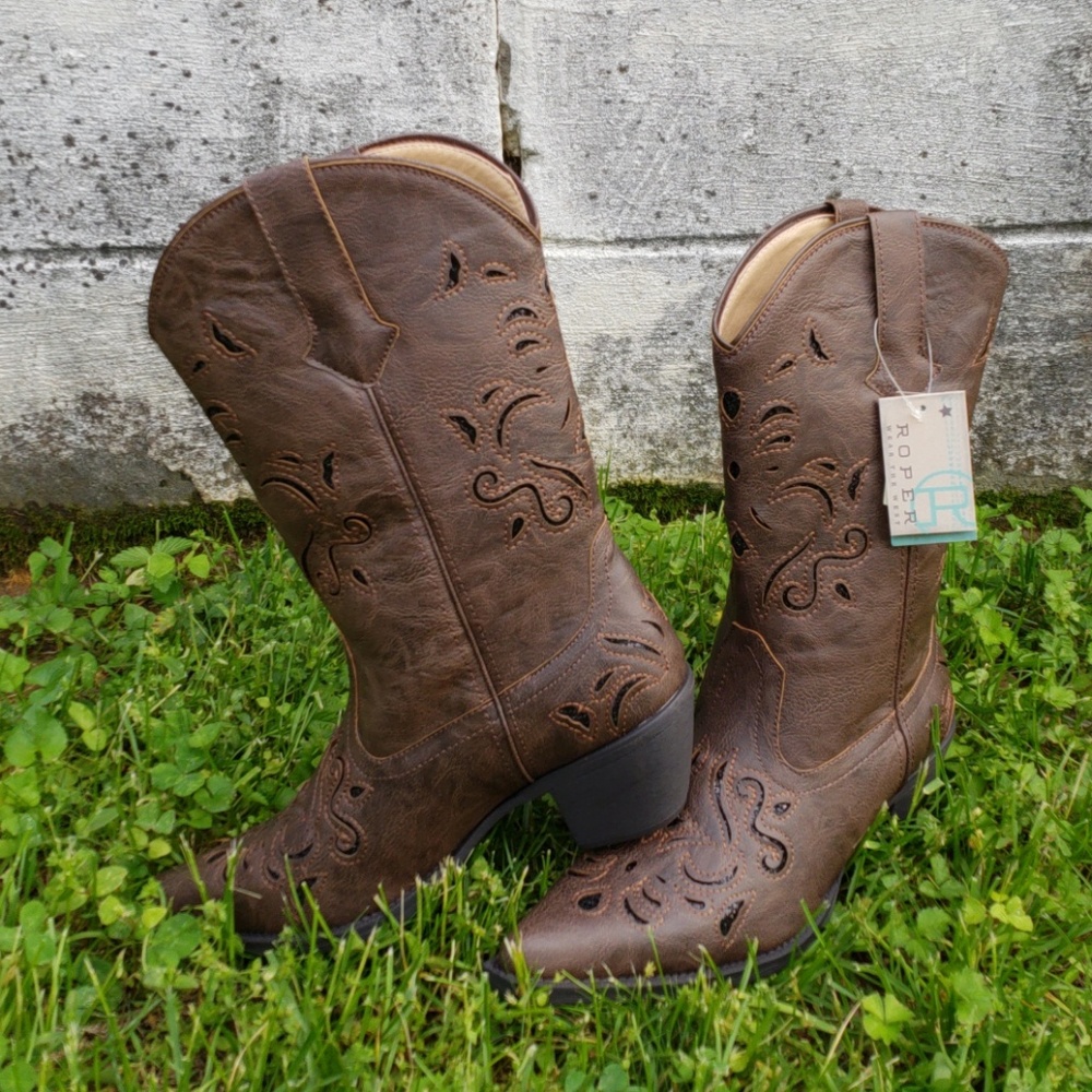 👢 Roper Western Boots
